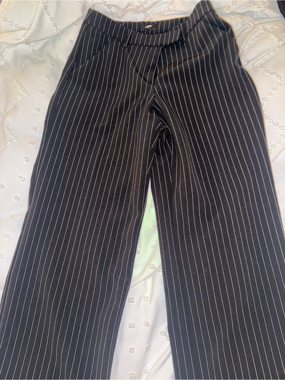 Express Editor Mid Rise Black Pinstripe Relaxed Dress Pants